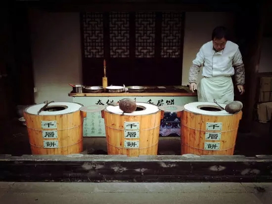 對(duì)餐飲一竅不通的他竟把餐館做出了名氣！