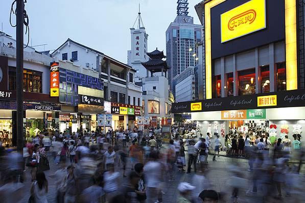 餐廳房租10年上漲5倍，成關(guān)店罪魁禍?zhǔn)祝∪绾闻c房東談判不漲租金？