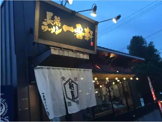 這家小店靠這6個(gè)秘訣，30個(gè)座位日流水2萬|餐飲界