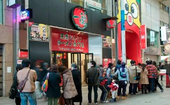 用餐全程無需交流，一蘭拉面如何治愈“一人食”顧客